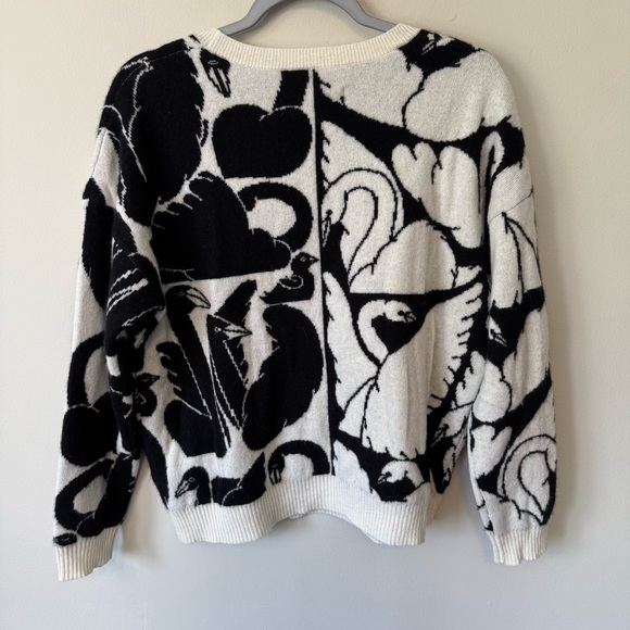 Cecilia Pettersson x Maeve Graphic Swan Sweater 100% Cashmere Size Medium - Picture 8 of 8